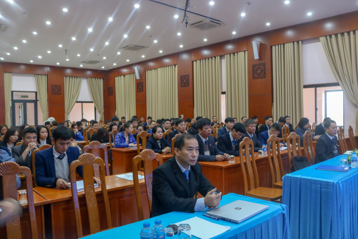 VNPT địa bàn Điện Biên tổ chức Hội nghị giải pháp kinh doanh năm 2021 VNPT địa bàn Điện Biên tổ chức Hội nghị giải pháp kinh doanh năm 2021